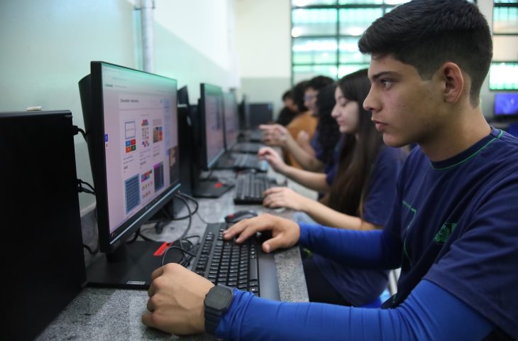 Escola-Estadual-Sebastiao-Santana-de-Oliveira-Foto-Alvaro-Rezende-11-730x480